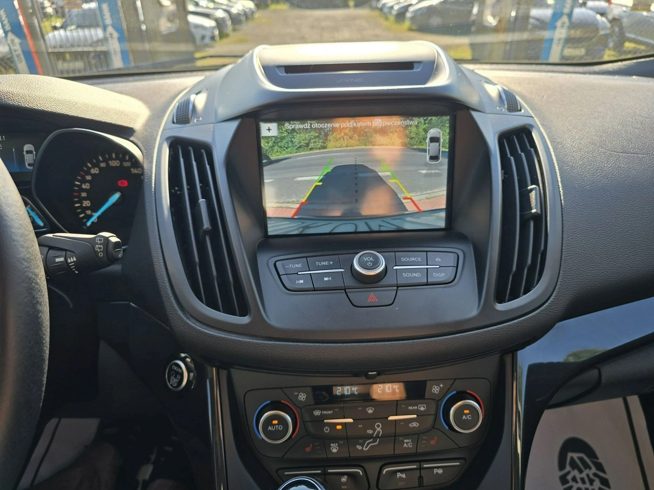 Ford Kuga - Zdjęcie 23