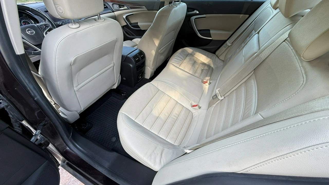 Opel Insignia - Zdjęcie 14