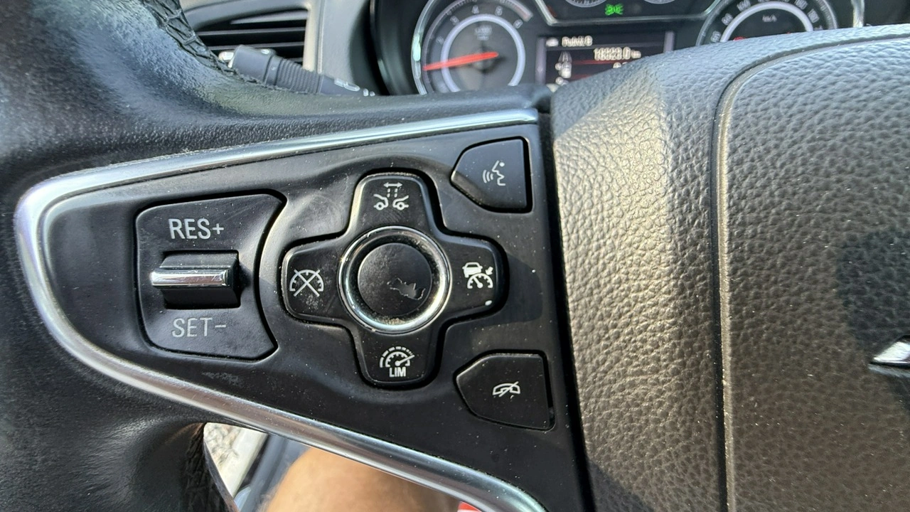 Opel Insignia - Zdjęcie 21