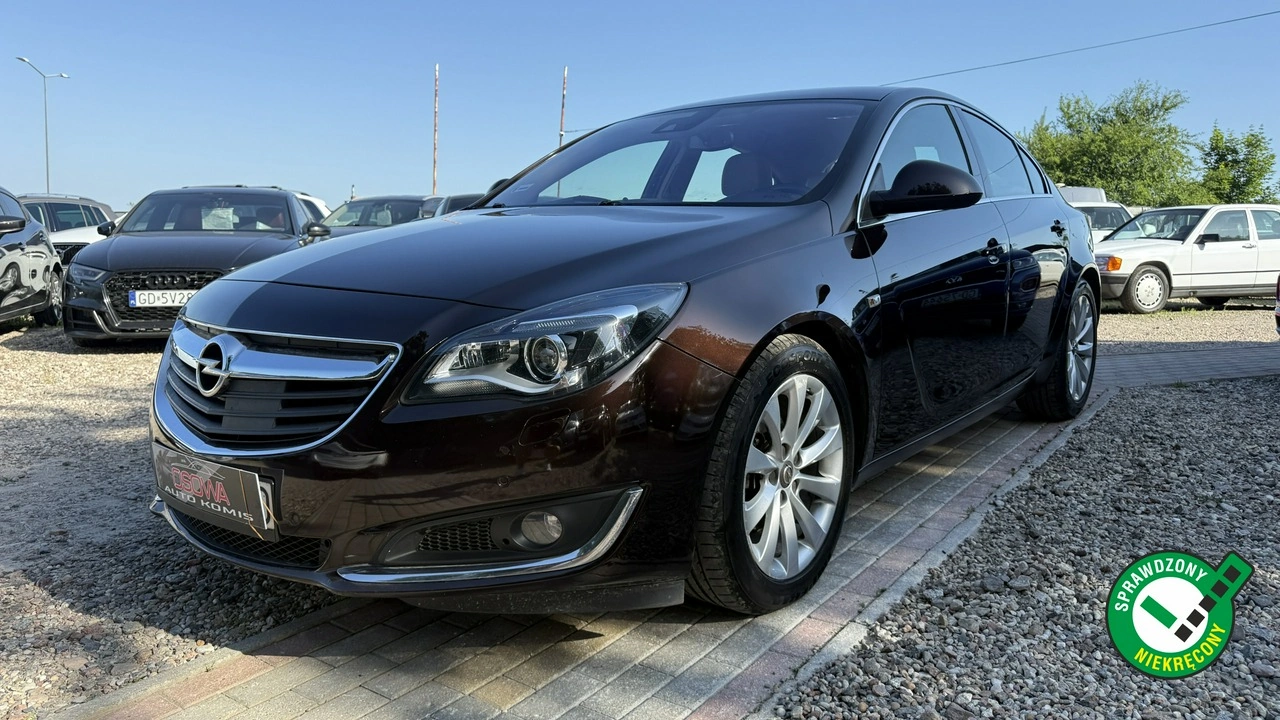 Opel Insignia - Główne zdjęcie
