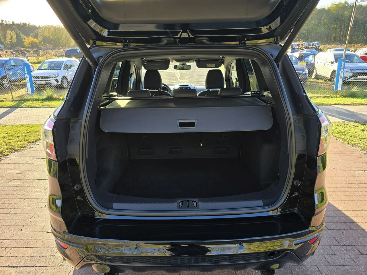 Ford Kuga - Zdjęcie 17