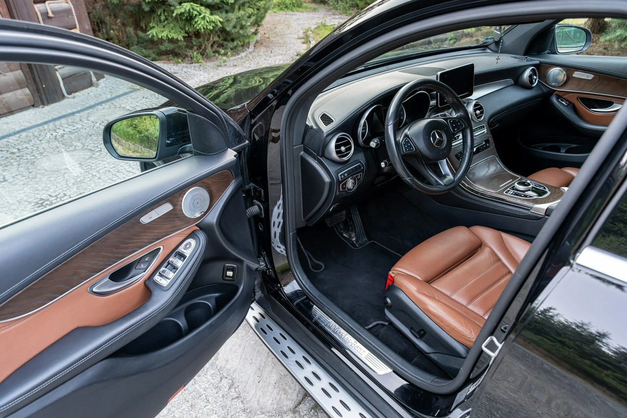 Mercedes GLC 250 - Zdjęcie 39