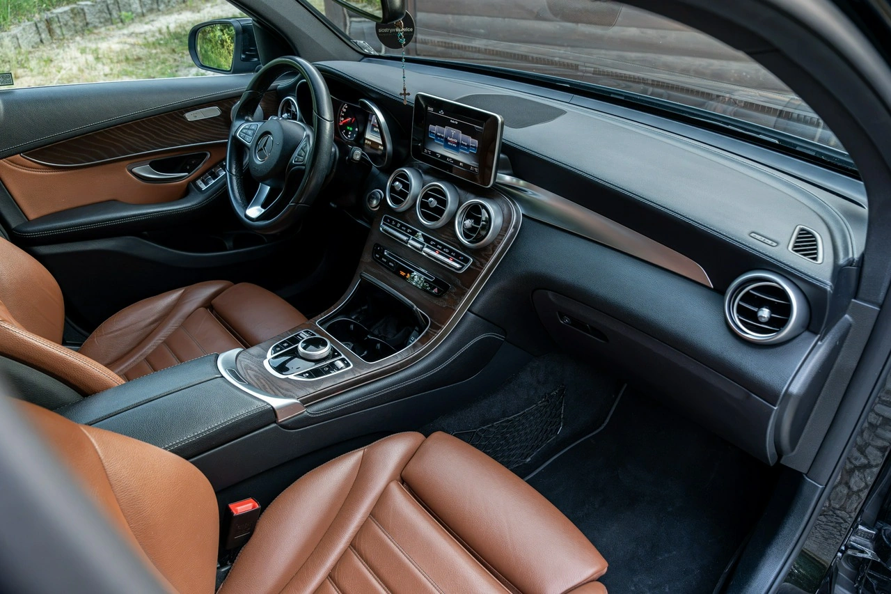 Mercedes GLC 250 - Zdjęcie 46
