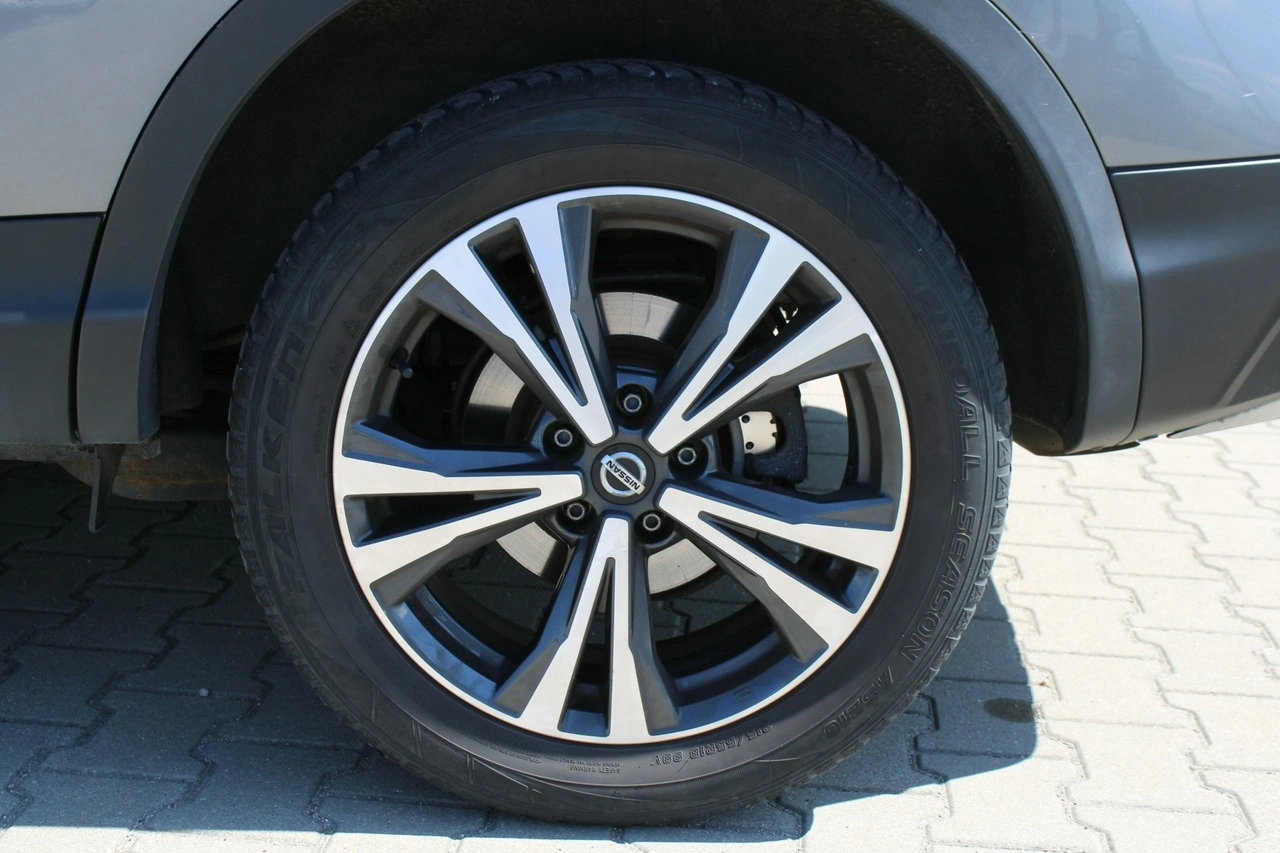 Nissan Qashqai - Zdjęcie 17