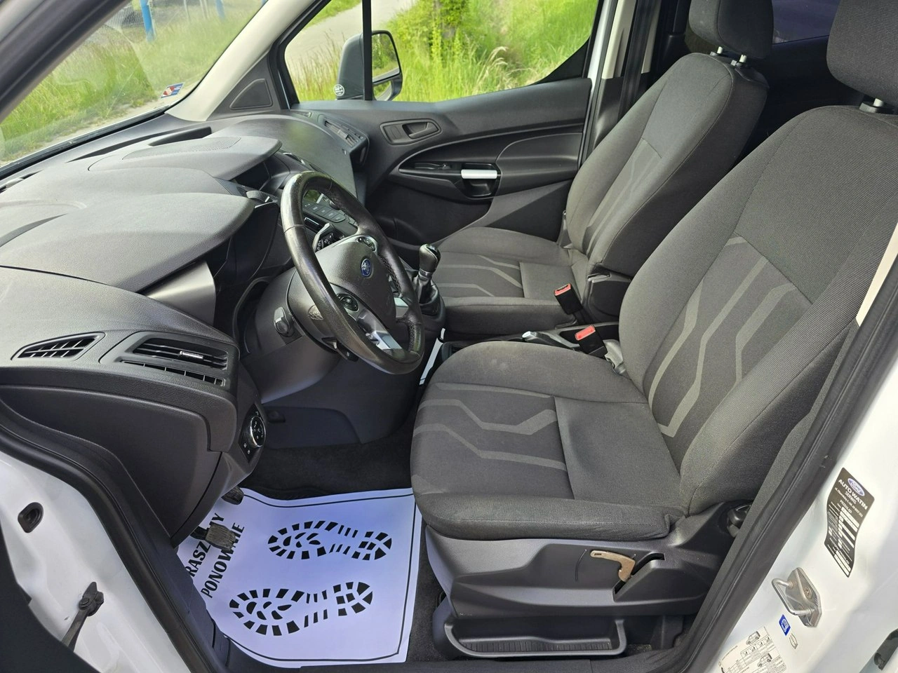 Ford Tourneo Connect - Zdjęcie 14