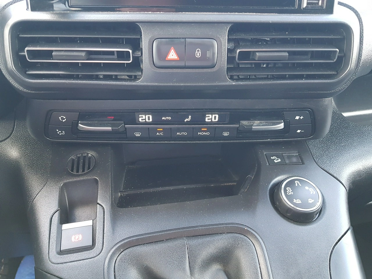 Opel Combo Life - Zdjęcie 19