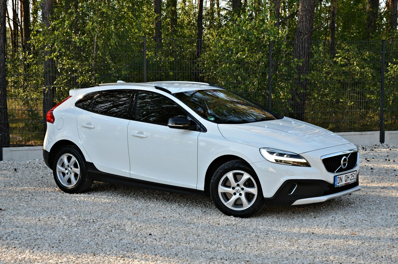 Volvo V40 Cross Country - Zdjęcie 15