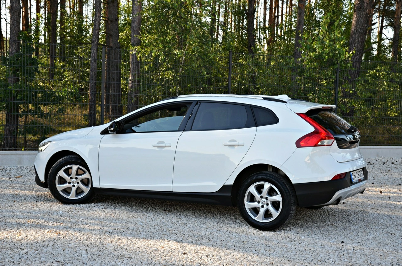 Volvo V40 Cross Country - Zdjęcie 19