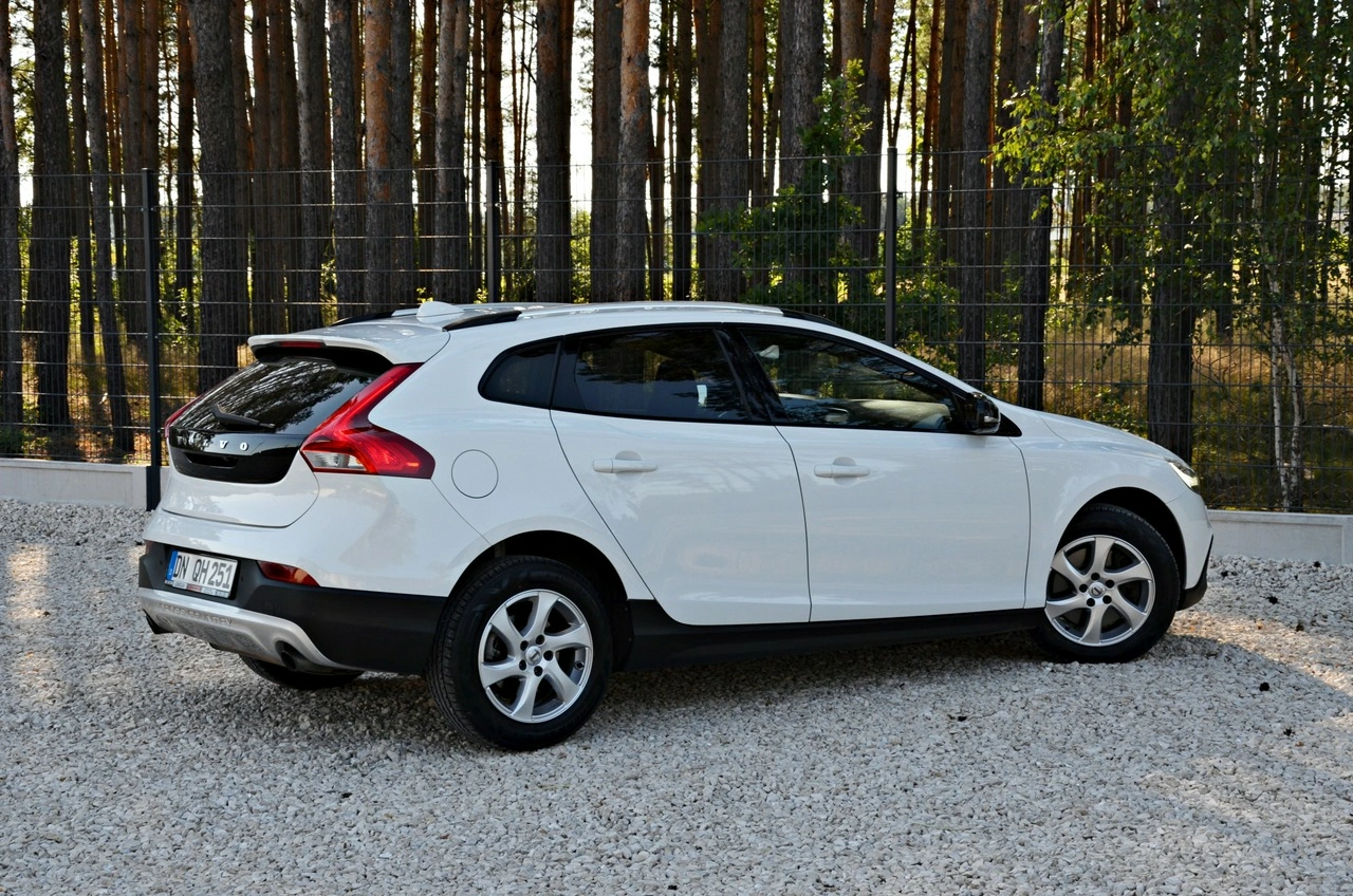 Volvo V40 Cross Country - Zdjęcie 23