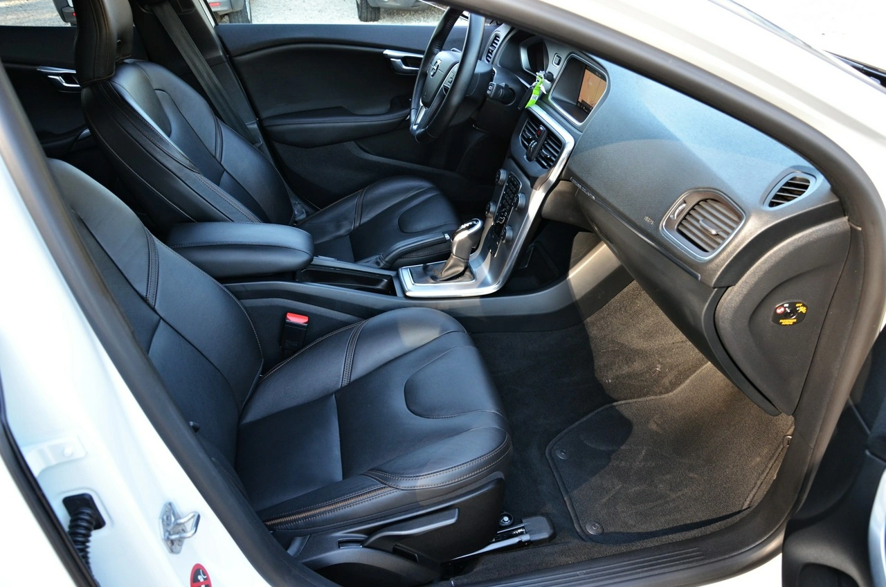 Volvo V40 Cross Country - Zdjęcie 5