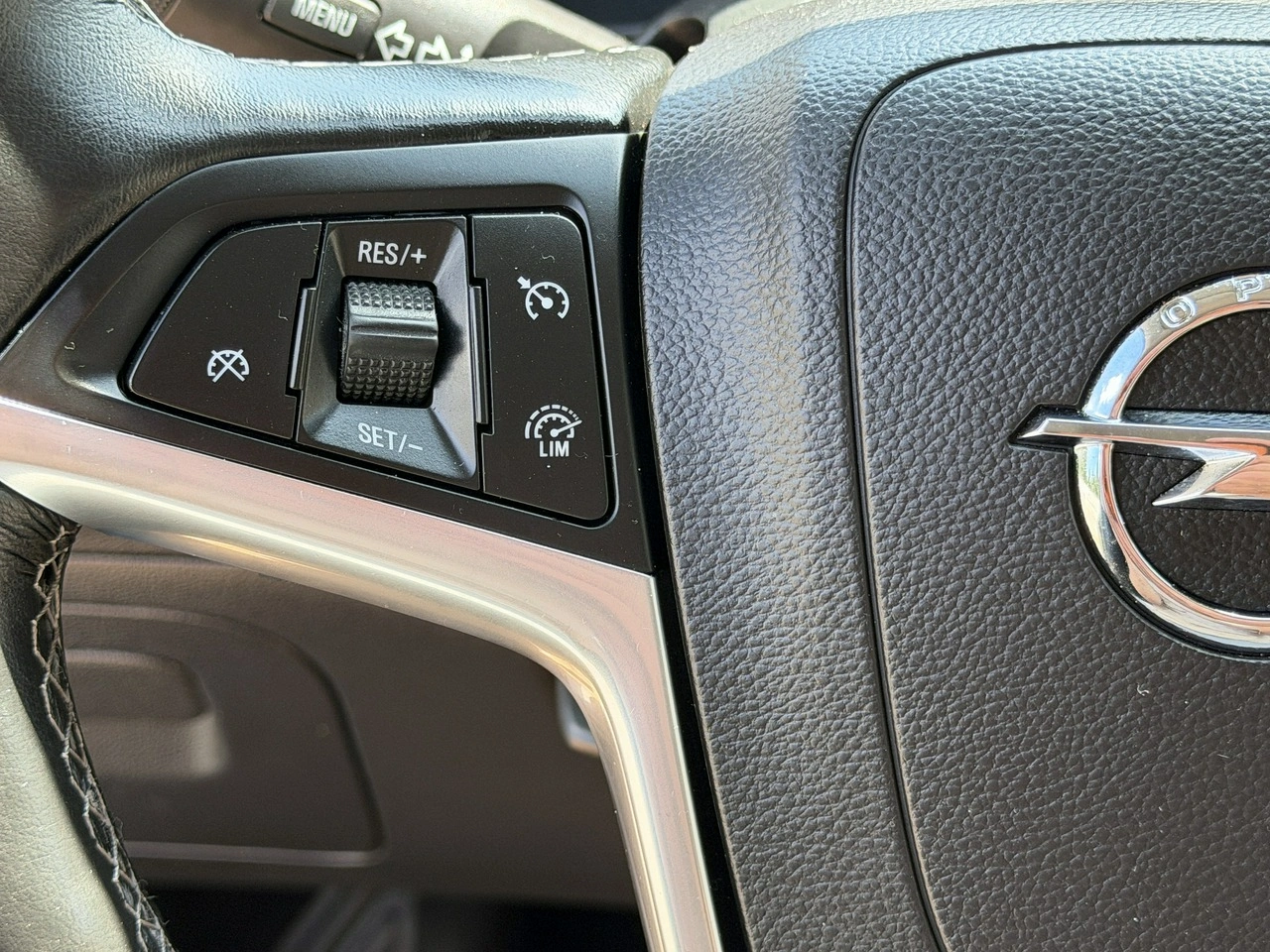Opel Mokka X - Zdjęcie 16