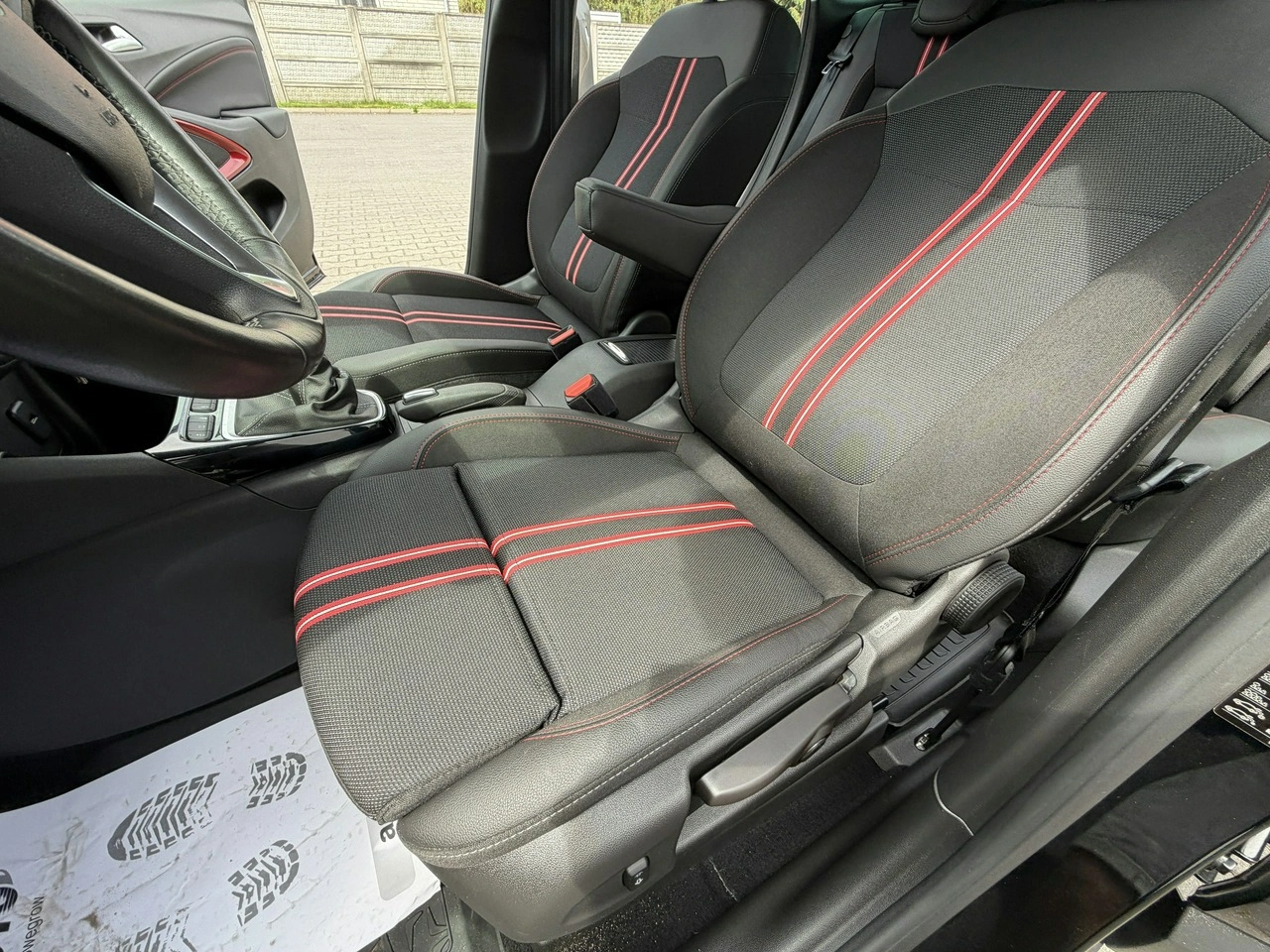 Opel Crossland X - Zdjęcie 8