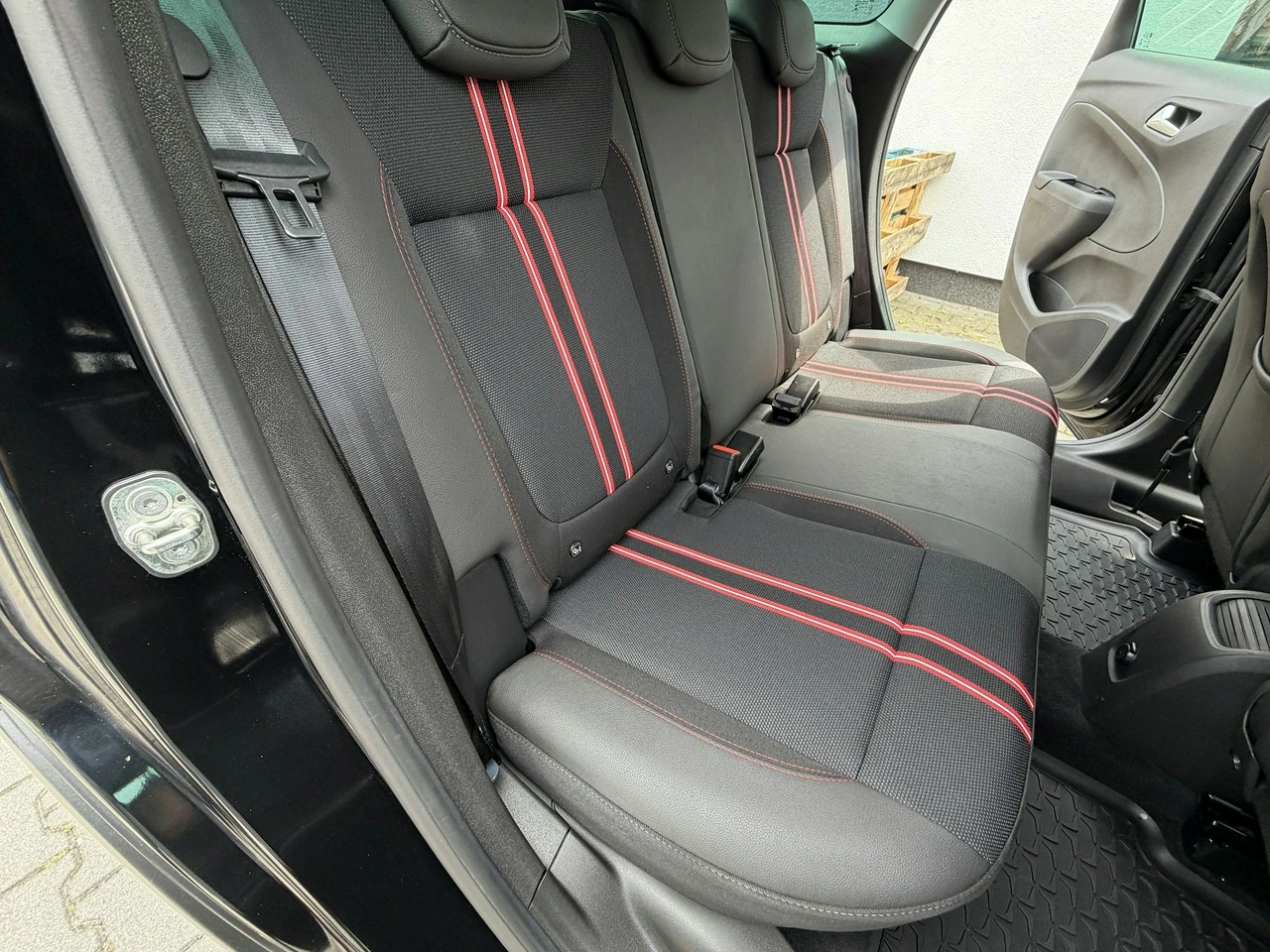 Opel Crossland X - Zdjęcie 64