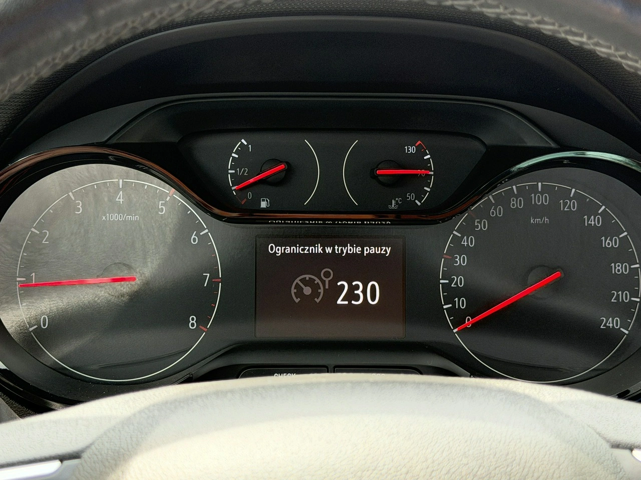 Opel Crossland X - Zdjęcie 59