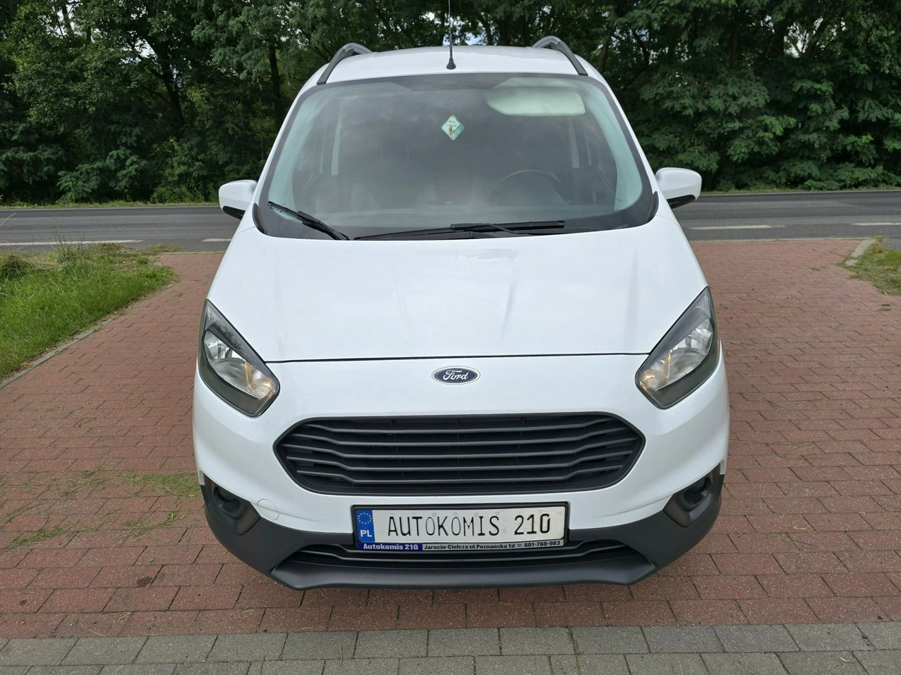 Ford Transit Courier - Zdjęcie 16