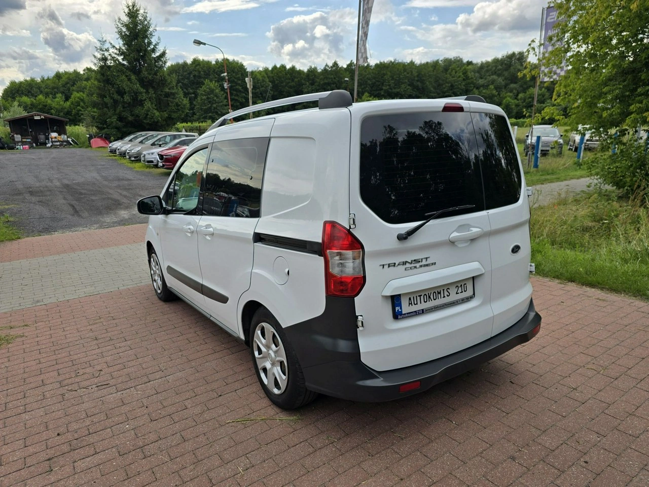 Ford Transit Courier - Zdjęcie 4