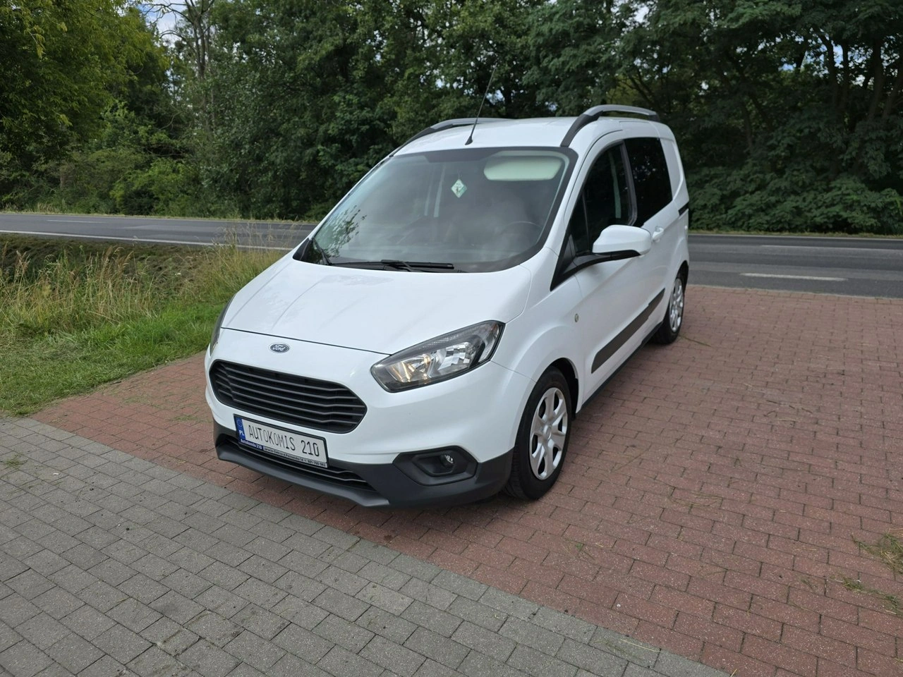 Ford Transit Courier - Główne zdjęcie