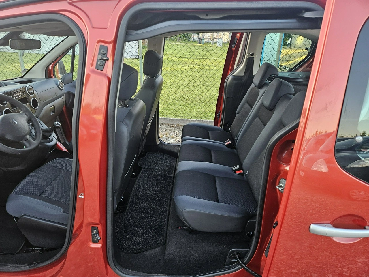 Peugeot Partner - Zdjęcie 8
