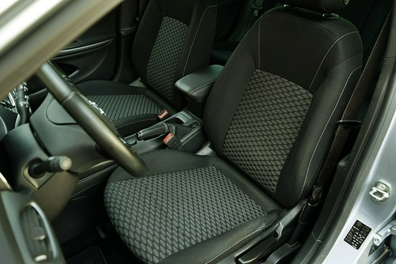Opel Astra Sports Tourer - Zdjęcie 17