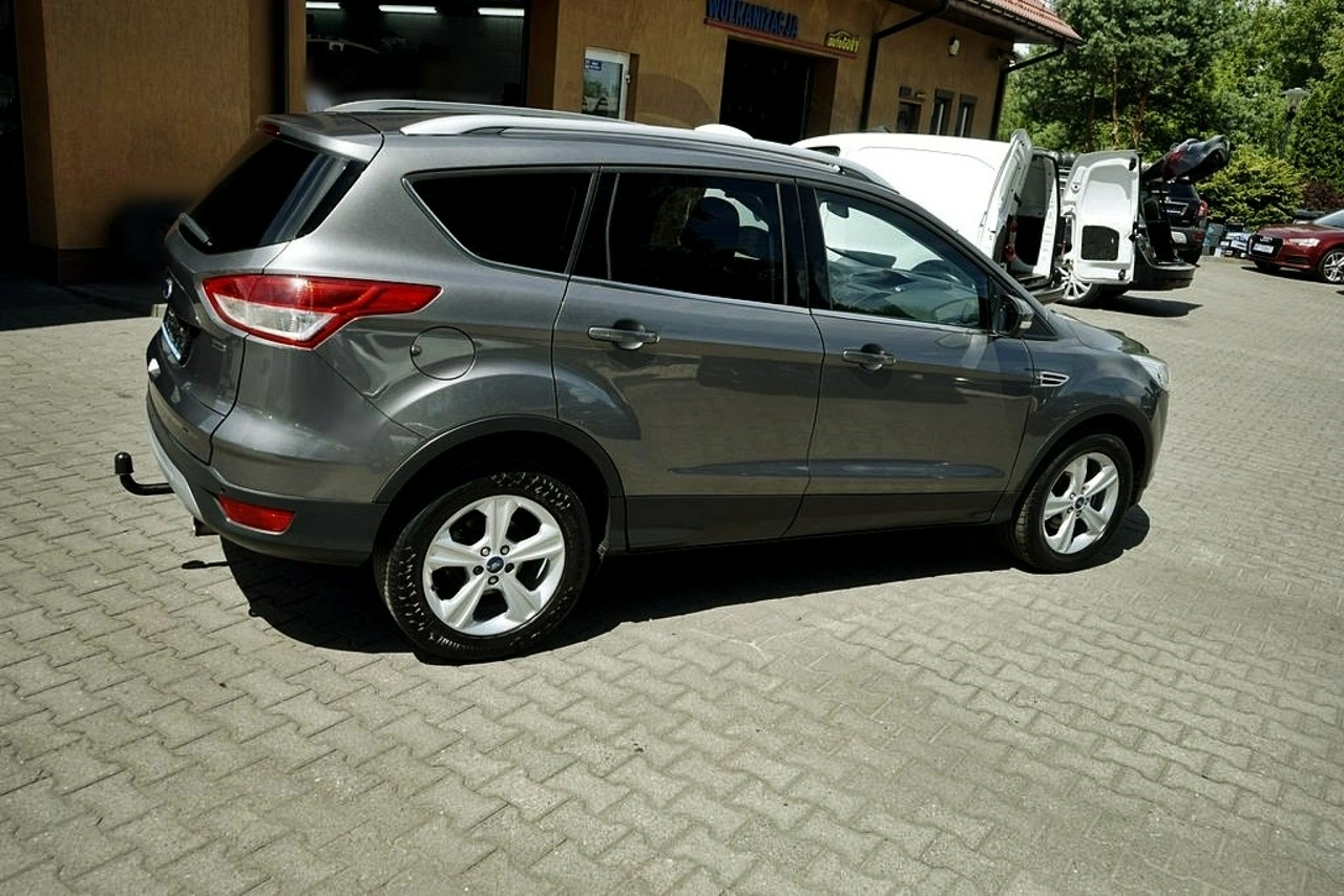 Ford Kuga - Zdjęcie 9