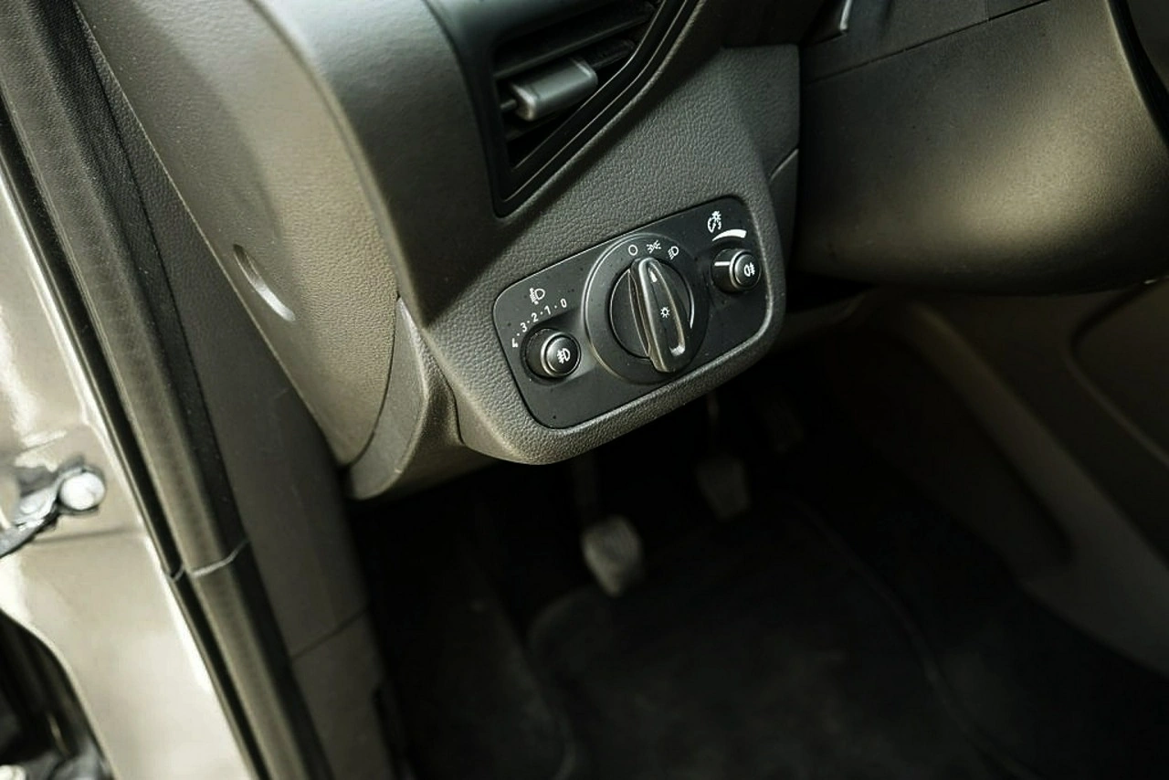 Ford Kuga - Zdjęcie 16