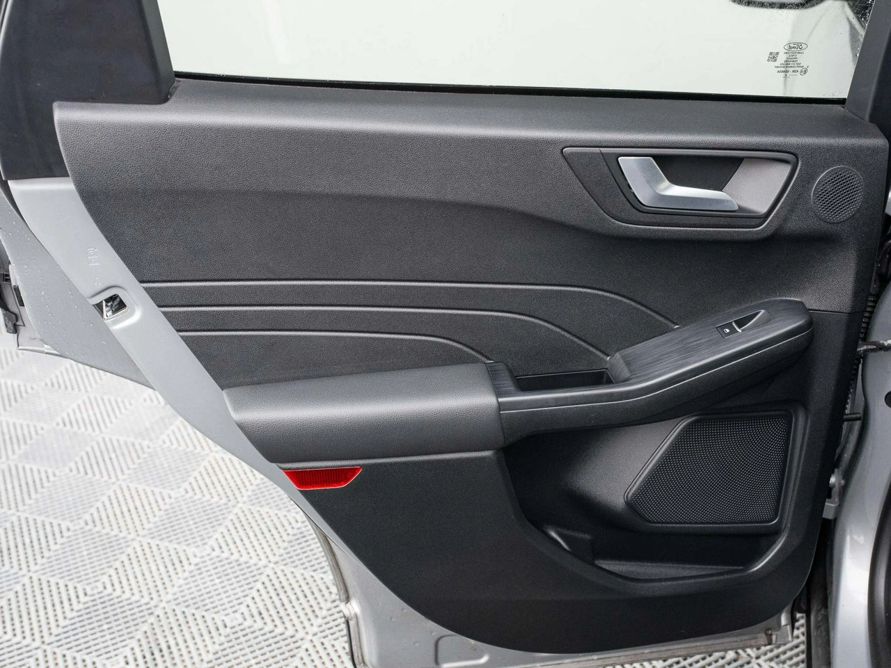 Ford Kuga - Zdjęcie 24