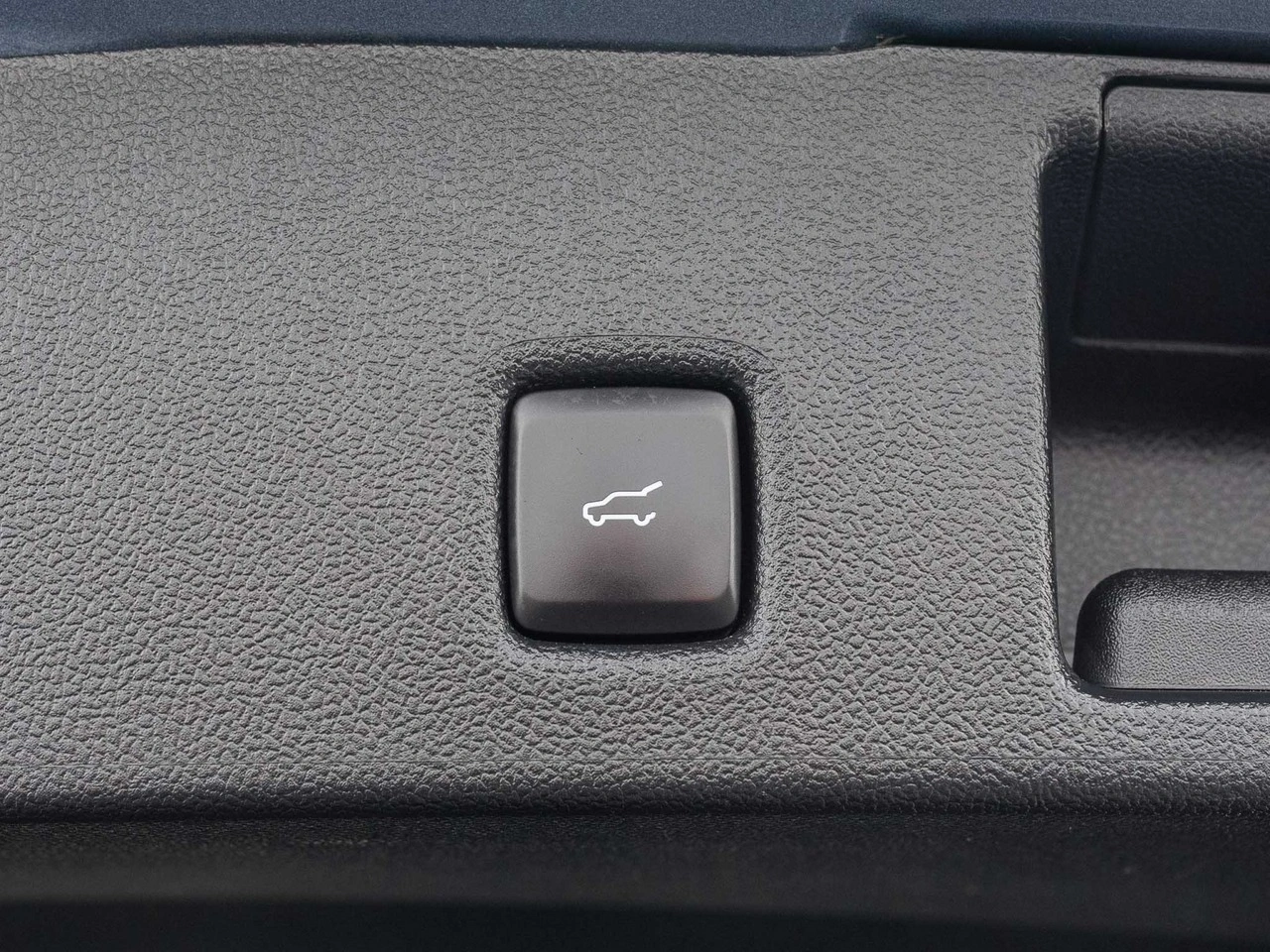 Ford Kuga - Zdjęcie 28