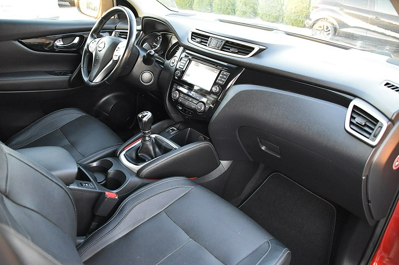 Nissan Qashqai - Zdjęcie 10