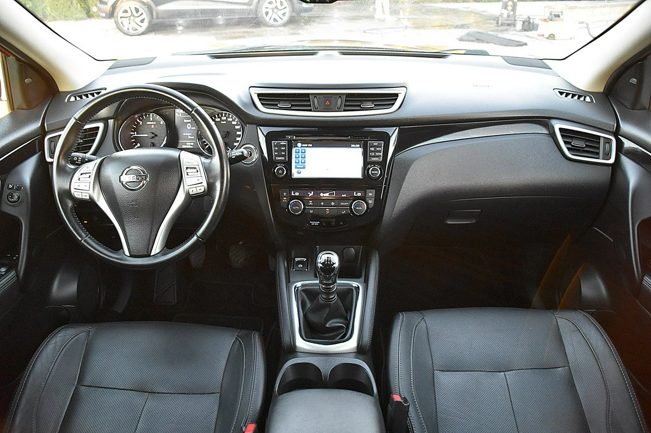 Nissan Qashqai - Zdjęcie 12