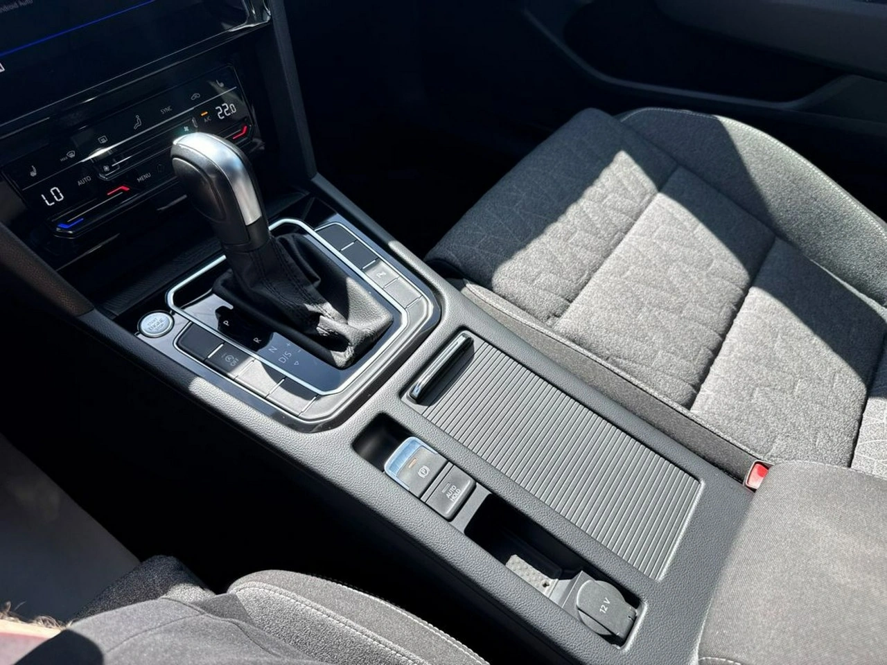 Volkswagen Passat - Zdjęcie 31