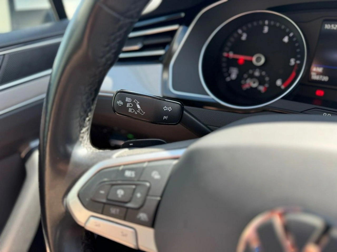 Volkswagen Passat - Zdjęcie 33