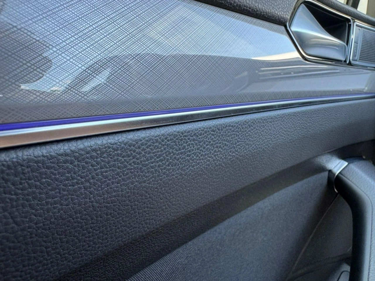 Volkswagen Passat - Zdjęcie 35