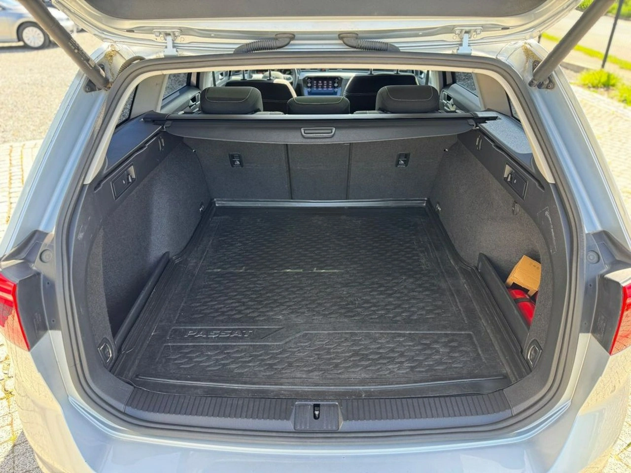 Volkswagen Passat - Zdjęcie 38