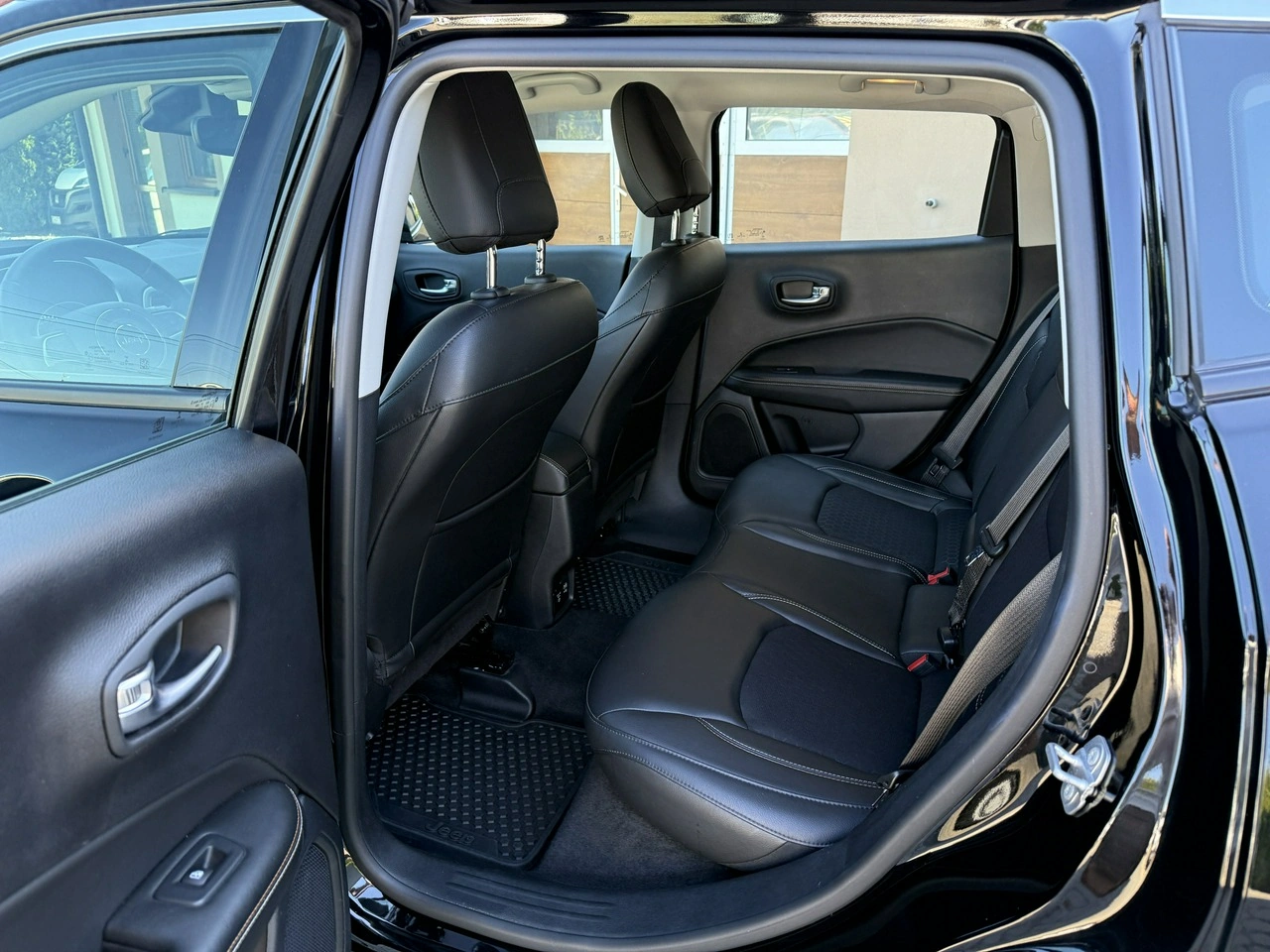 Jeep Compass - Zdjęcie 27