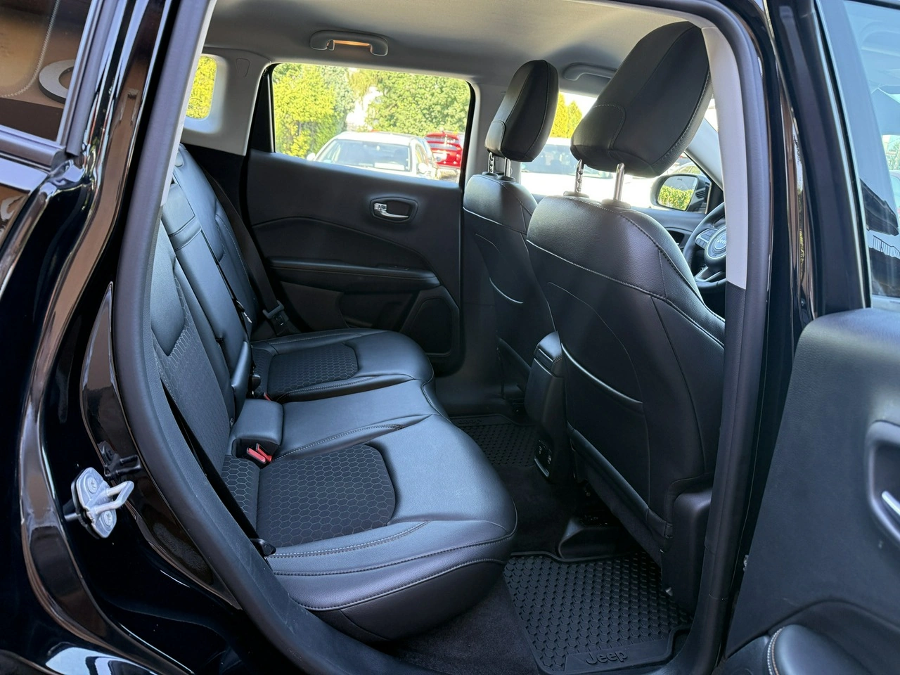 Jeep Compass - Zdjęcie 28