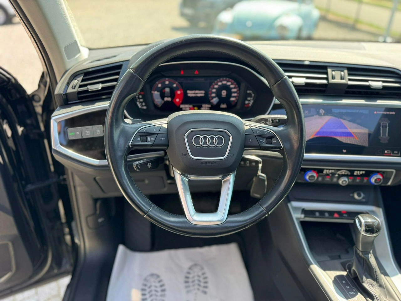 Audi Q3 - Zdjęcie 11