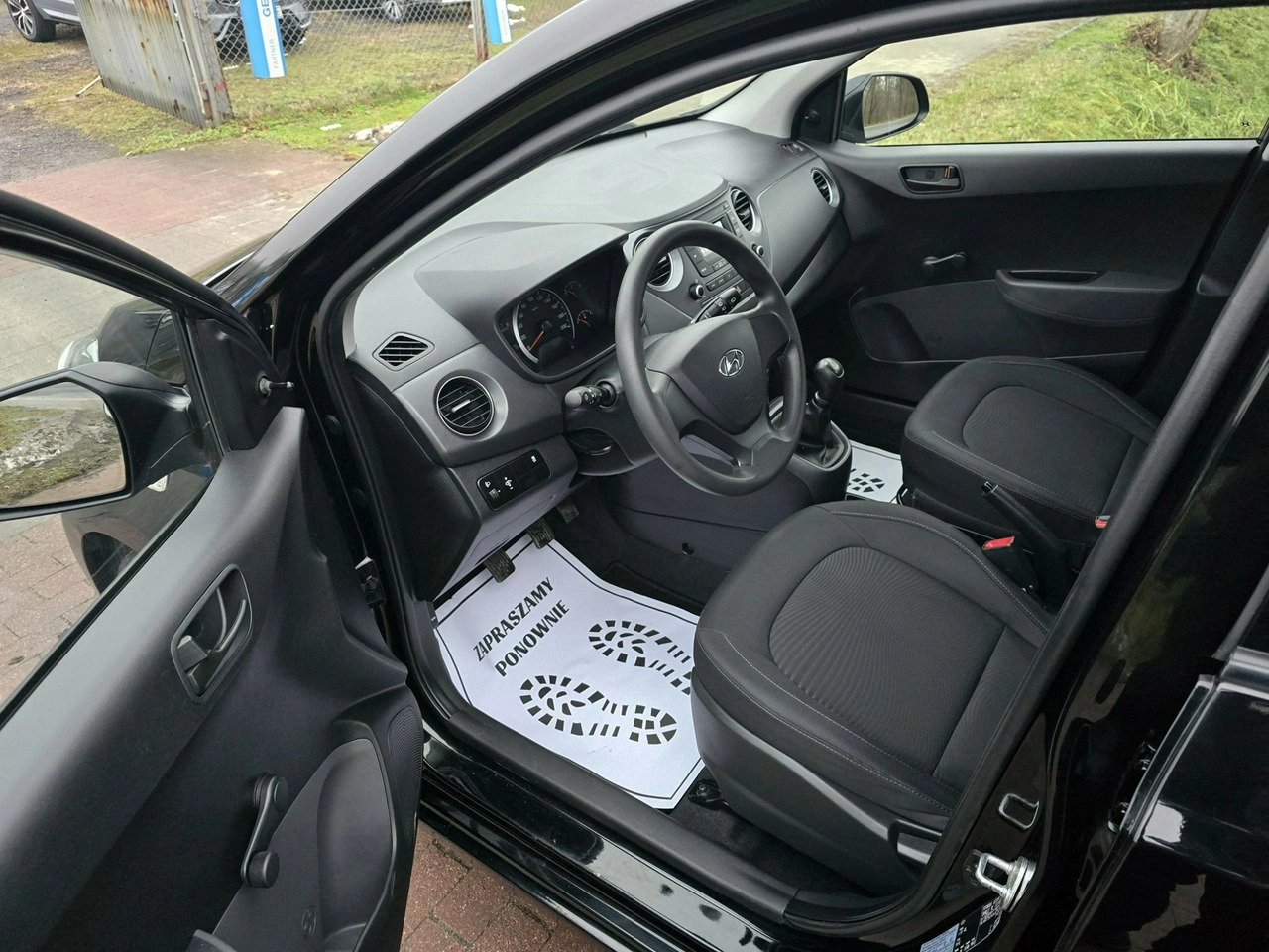 Hyundai i10 - Zdjęcie 12