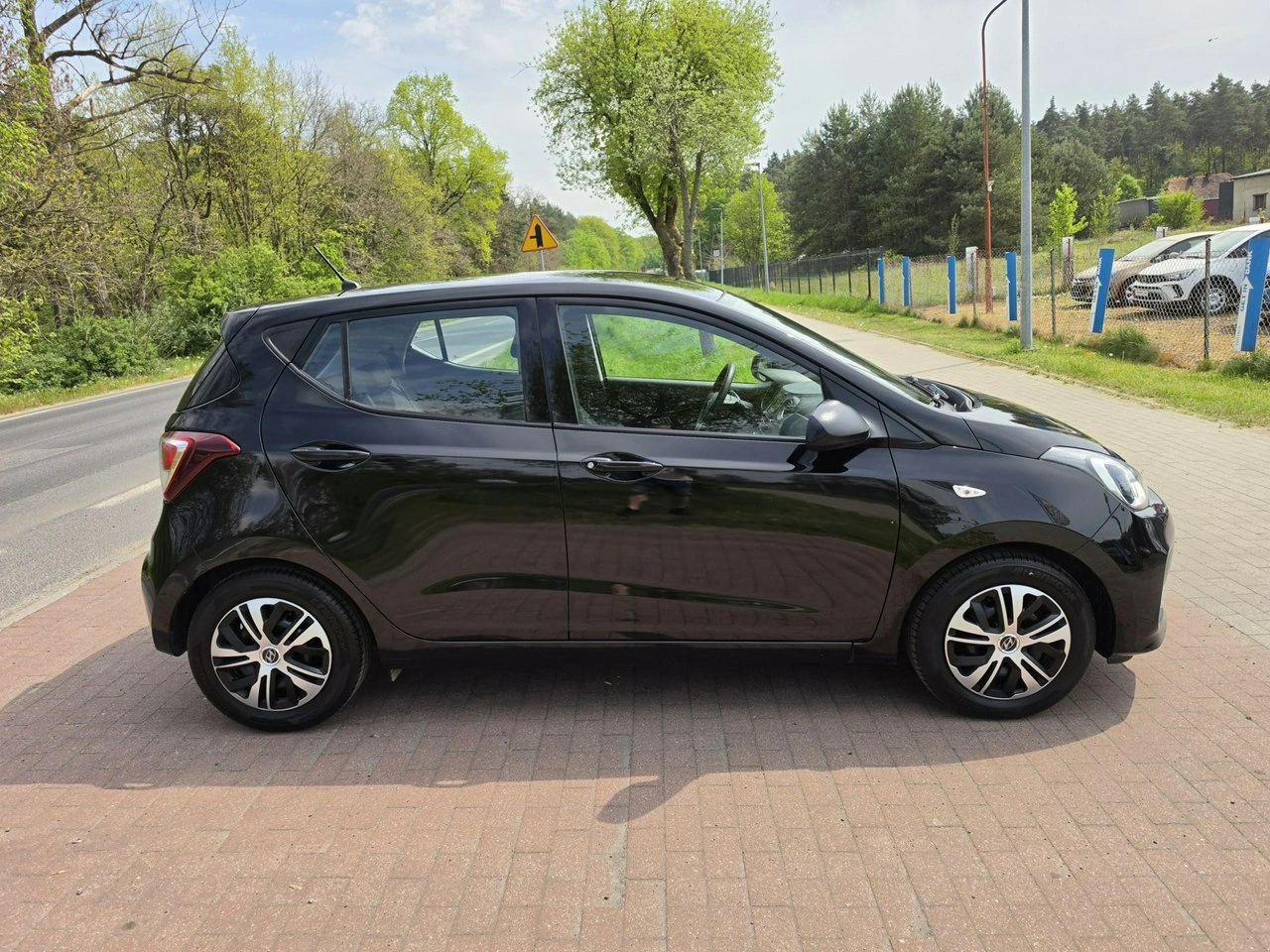Hyundai i10 - Zdjęcie 8