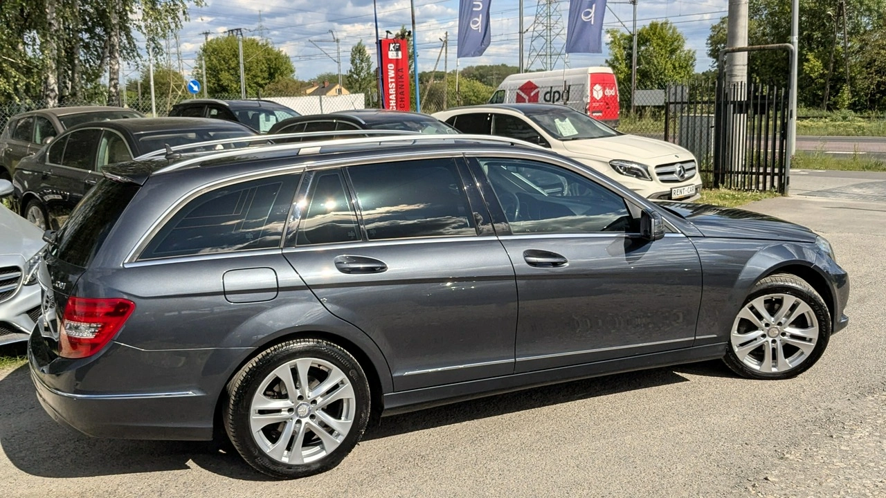 Mercedes C 200 - Zdjęcie 15