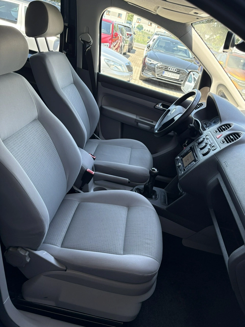 Volkswagen Caddy - Zdjęcie 14