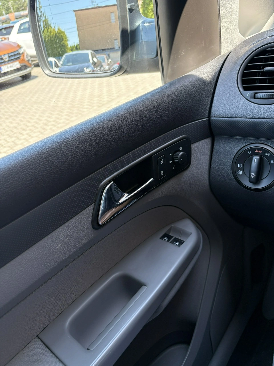 Volkswagen Caddy - Zdjęcie 21