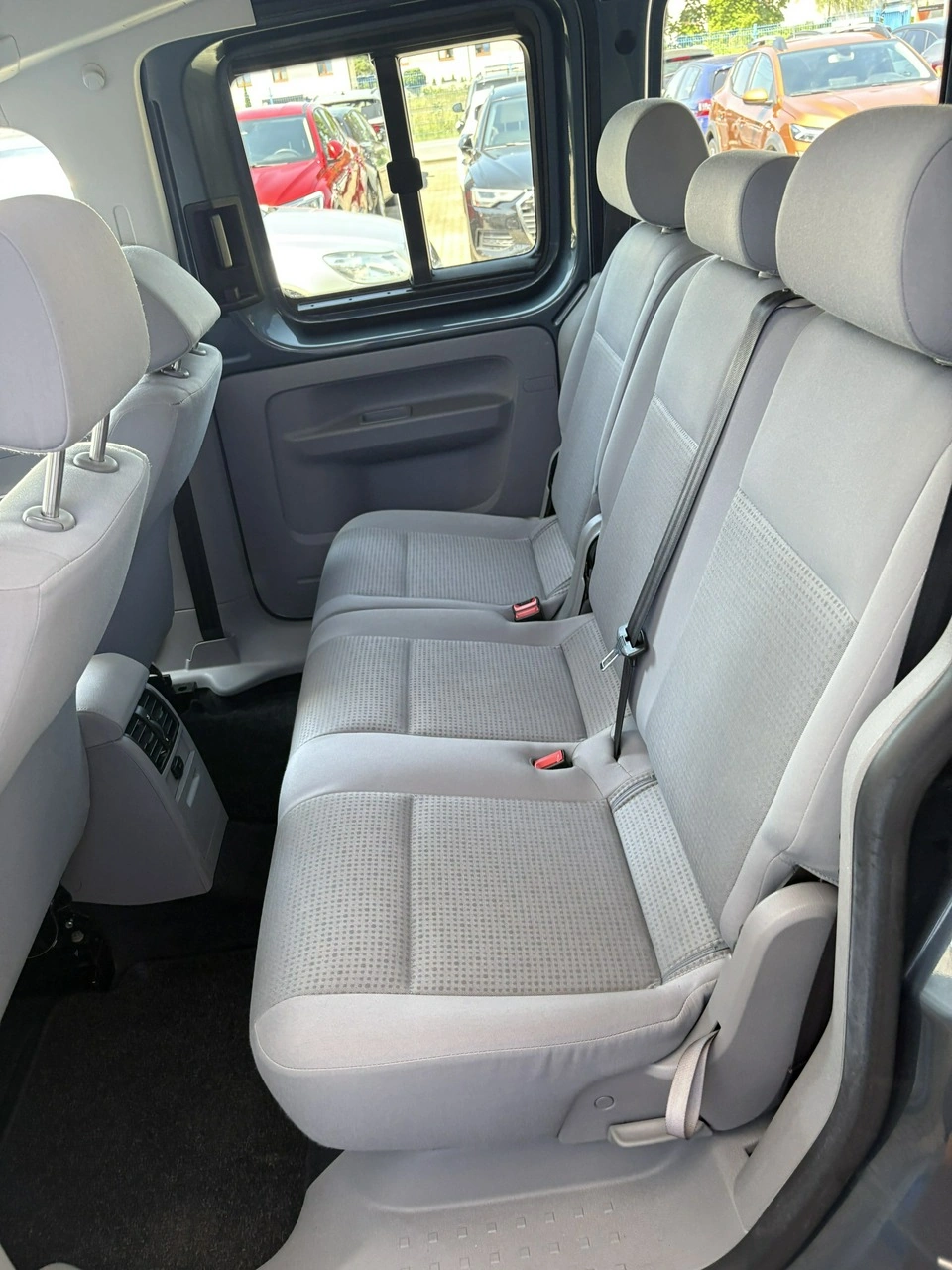 Volkswagen Caddy - Zdjęcie 12