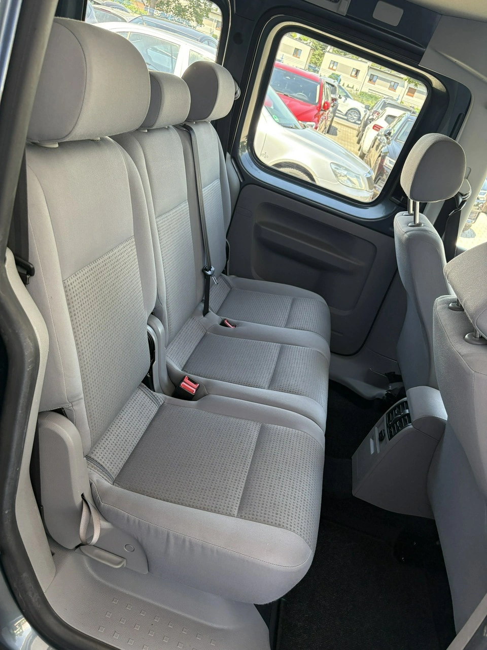 Volkswagen Caddy - Zdjęcie 13
