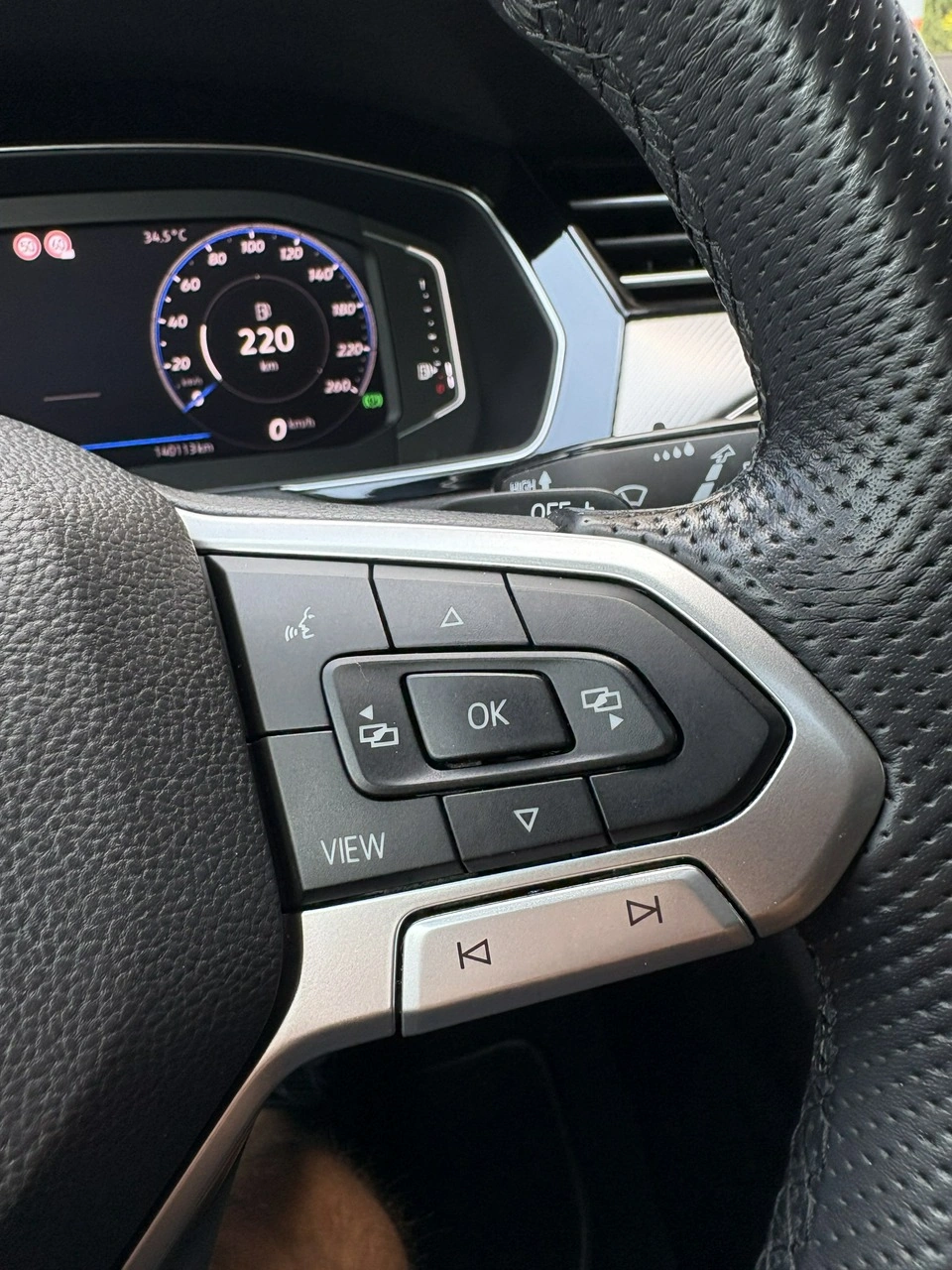 Volkswagen Passat - Zdjęcie 18