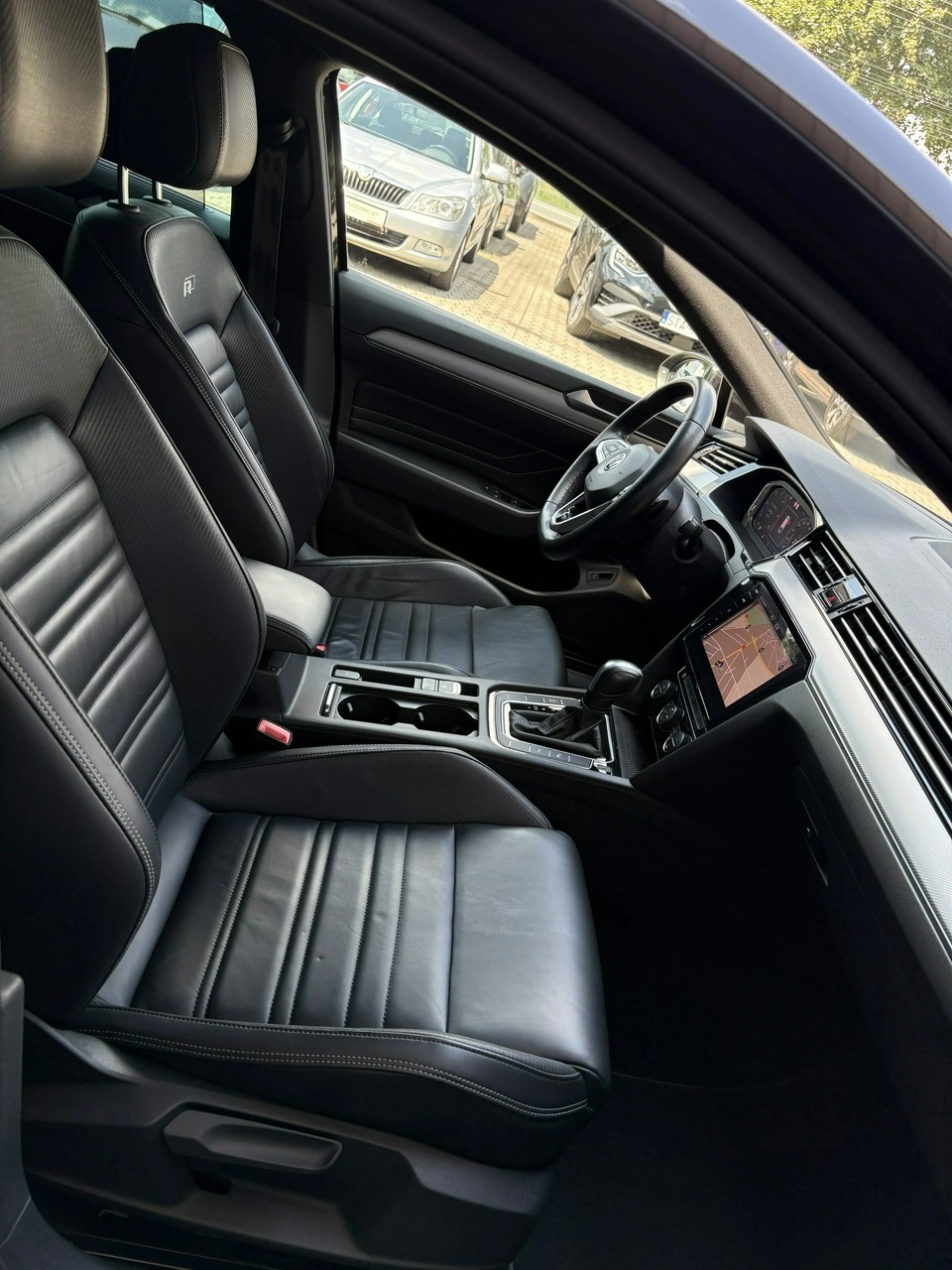 Volkswagen Passat - Zdjęcie 32