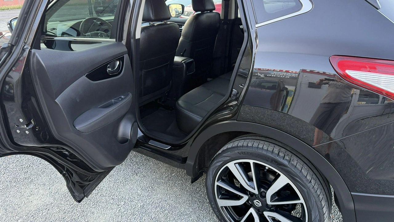 Nissan Qashqai - Zdjęcie 23