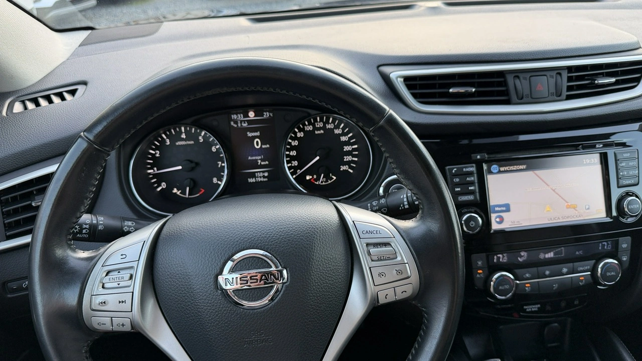 Nissan Qashqai - Zdjęcie 27