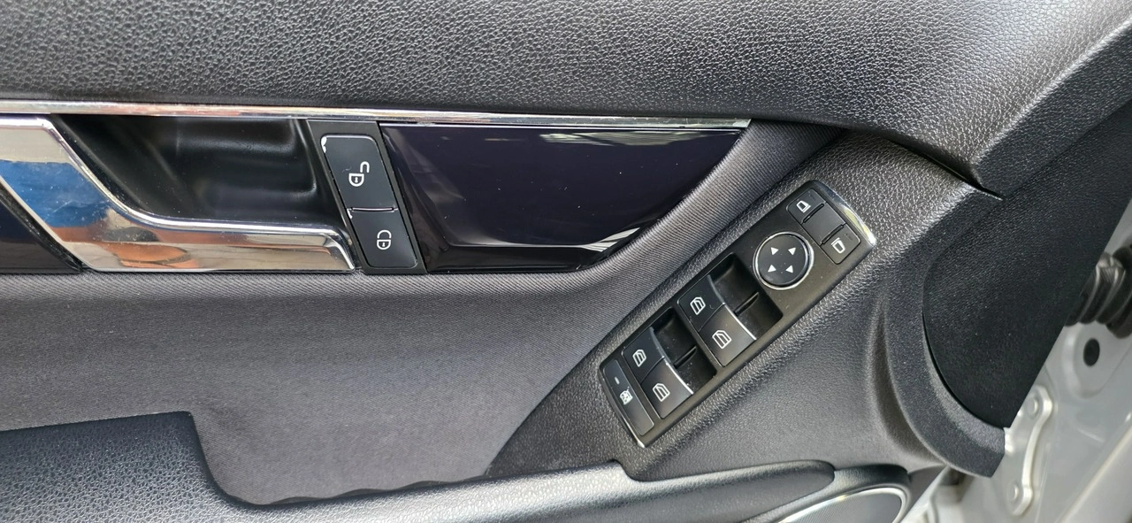 Mercedes C 180 - Zdjęcie 16