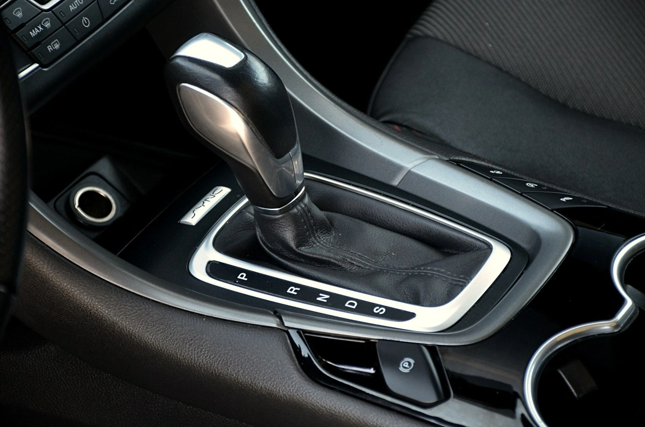 Ford Mondeo - Zdjęcie 15