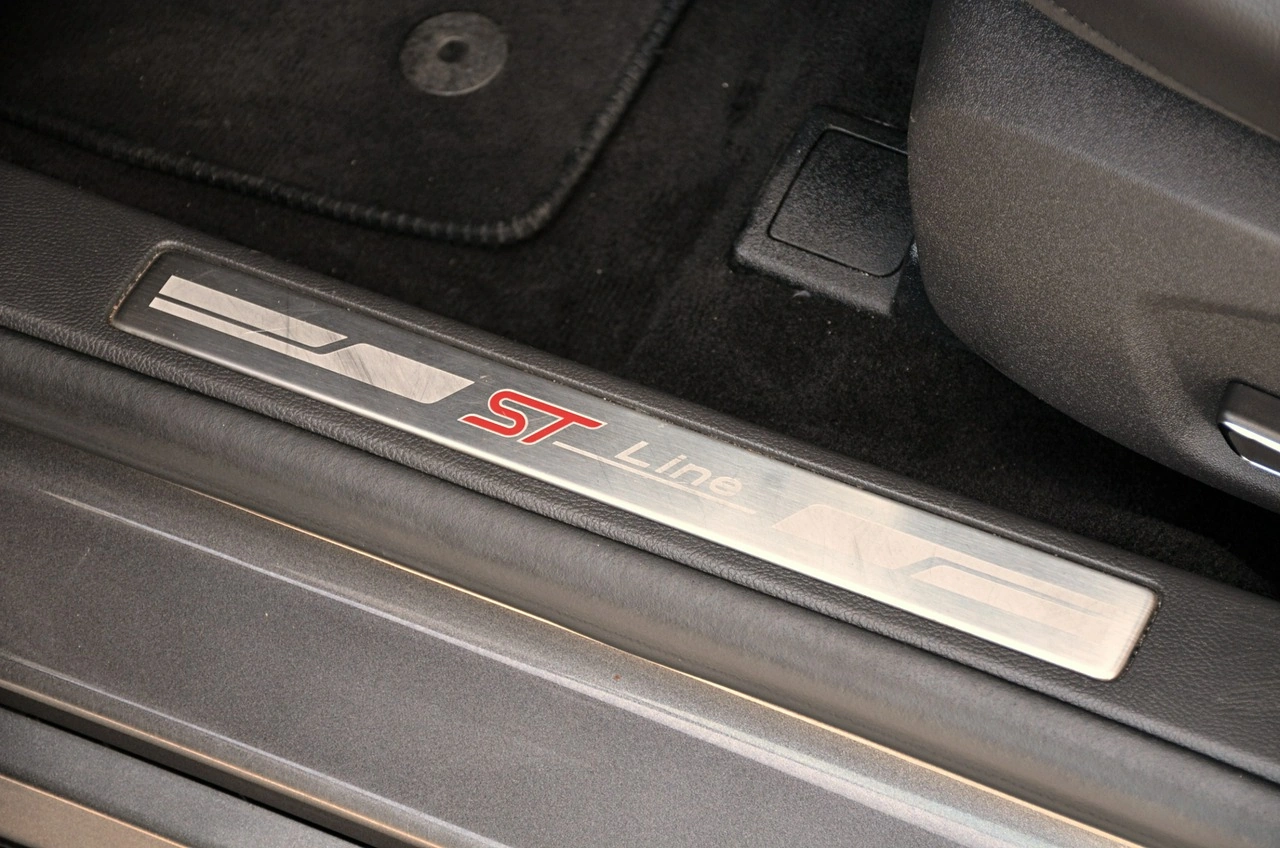 Ford Mondeo - Zdjęcie 16